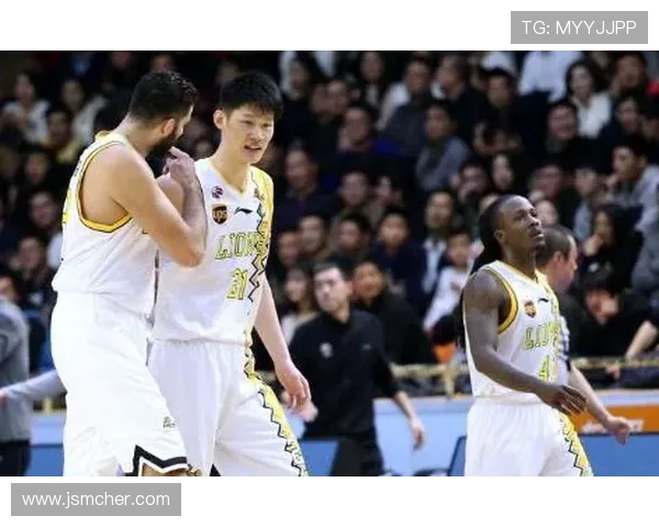 杭州羽毛球队在全国锦标赛积分榜上以87分稳居第一名展现强劲实力