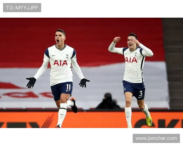 武汉足球队荣登实力排行榜第二名展现强劲竞争力