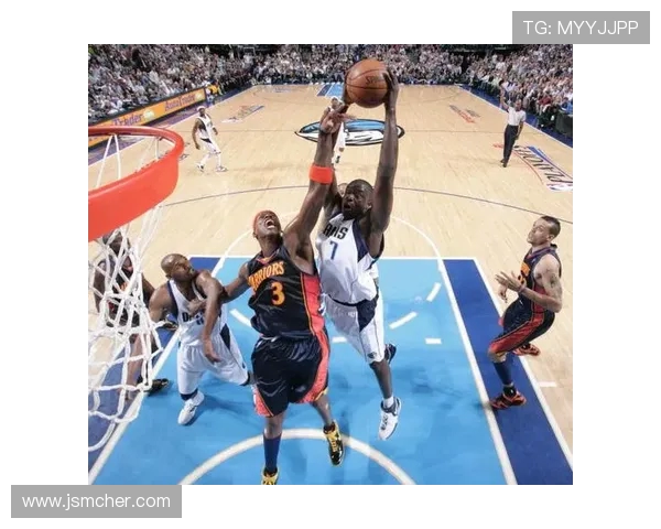 勇士与小牛2015至2016赛季精彩对决回顾与分析