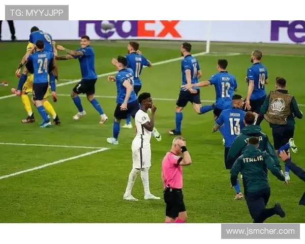 英超赛事热刺对决强敌全场精彩瞬间回顾与分析