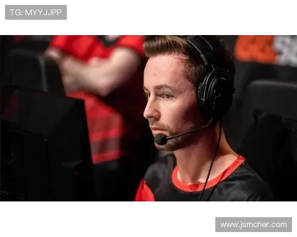 CSGO战术深度解析：探讨FPX战队的游戏意识与团队协作