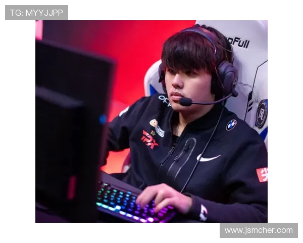 FPX战队在英雄联盟赛事中的防守反击策略分析与成败得失探讨 FPX战队在英雄联盟赛事中的防守反击策略分析与成败得失探讨