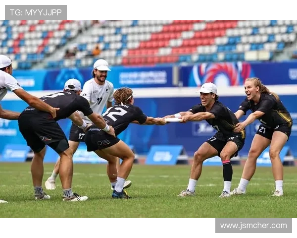 成都飞盘队在全国耐力排行榜中荣获第二名展现出强劲实力与团队精神